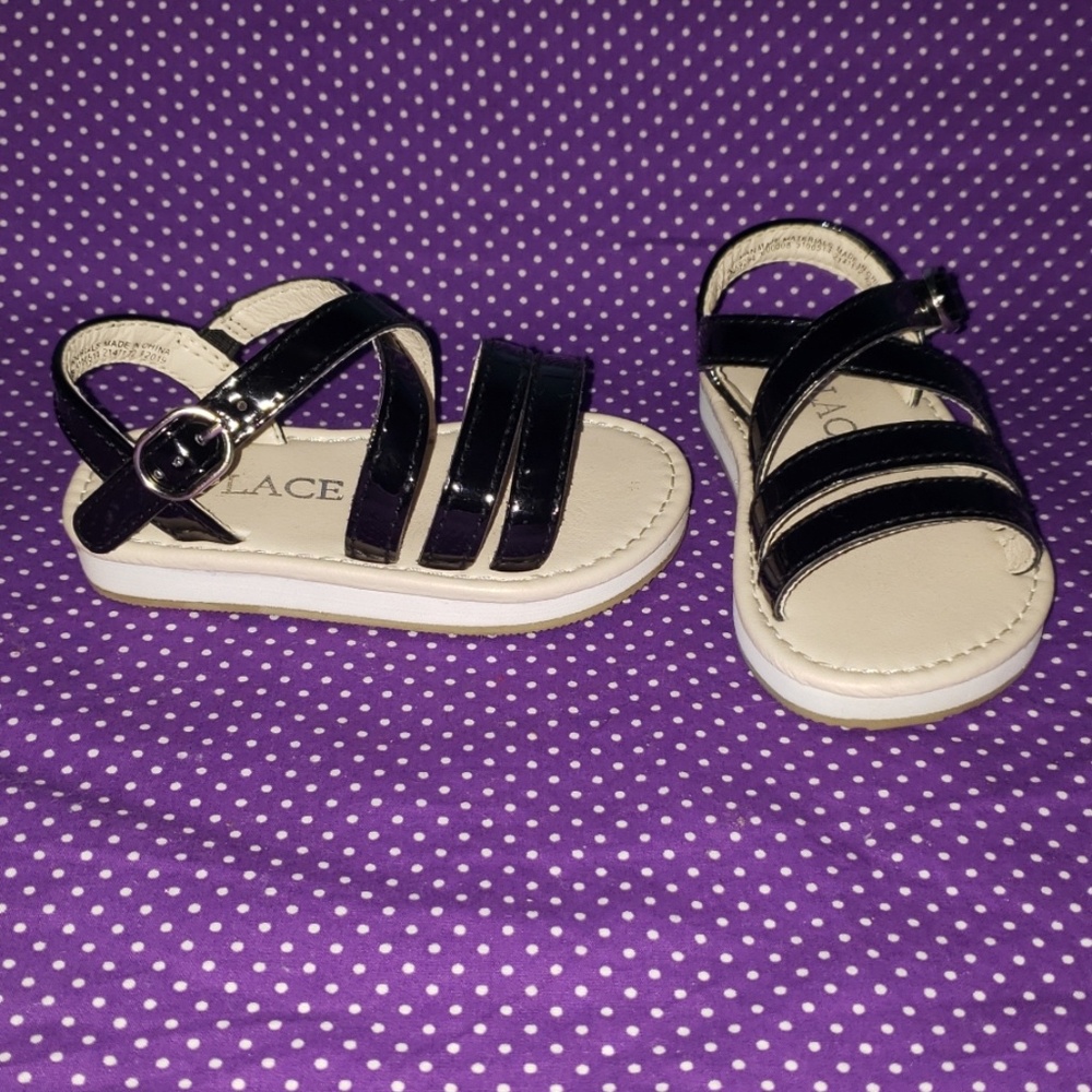 Toddler size 4 sandals